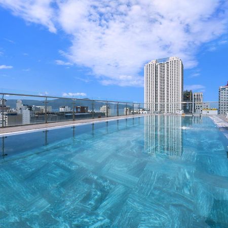Aria Grand Hotel & Spa Дананг Екстер'єр фото