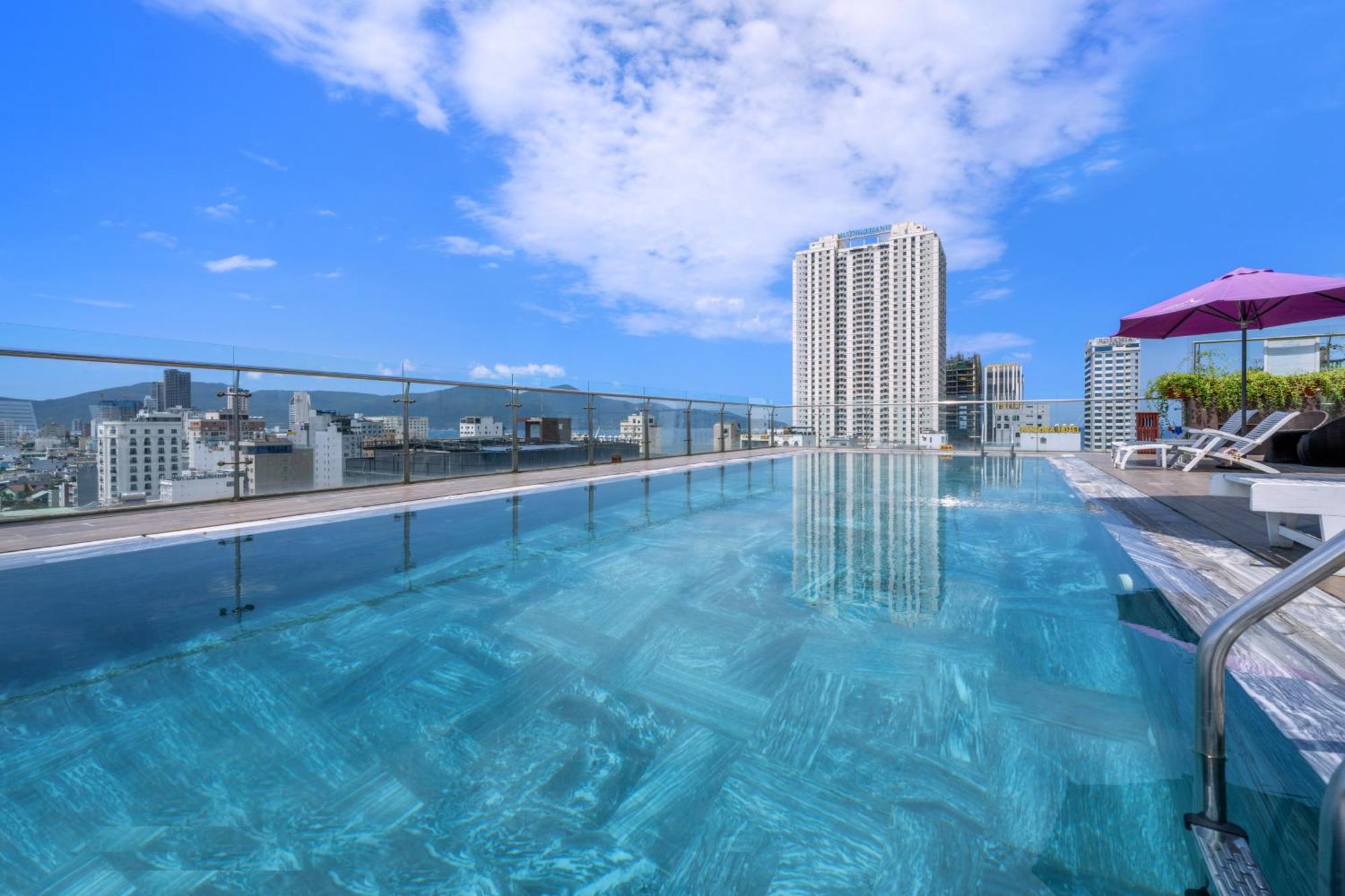 Aria Grand Hotel & Spa Дананг Екстер'єр фото